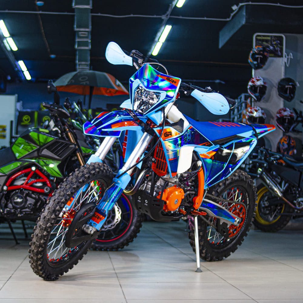 Мотоцикл кроссовый эндуро GR8 F300L (4T NC300S) Enduro RR 2024 Фото 9 Мотоцикл кроссовый эндуро GR8 F300L (4T NC300S) Enduro RR 2024 Обзор-Фото 9