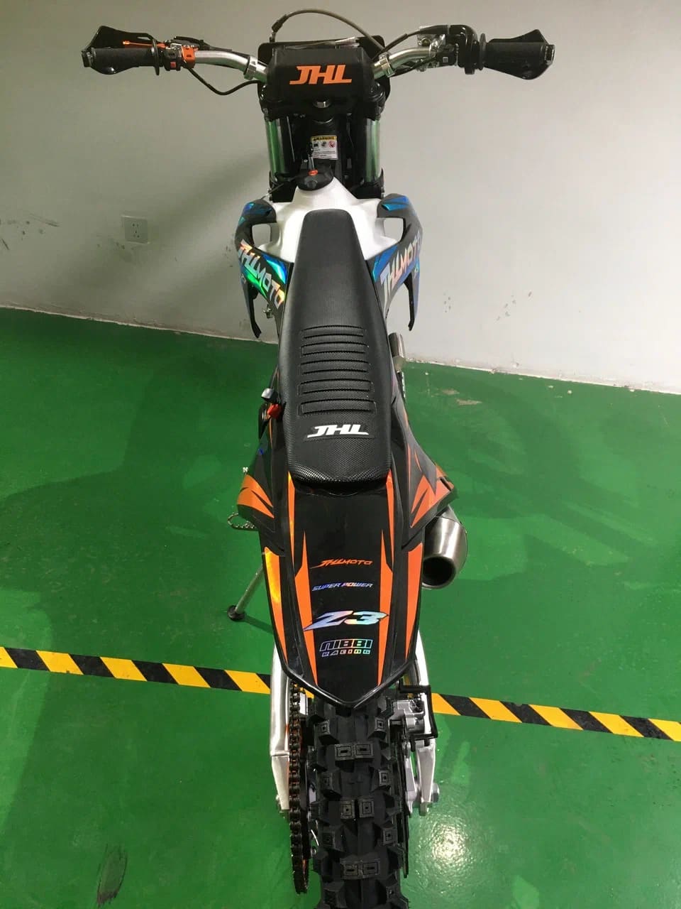 Мотоцикл кроссовый эндуро JHL Z3 CB250 (172FMM-3A) Фото 8 Мотоцикл кроссовый эндуро JHL Z3 CB250 (172FMM-3A) Обзор-Фото 8