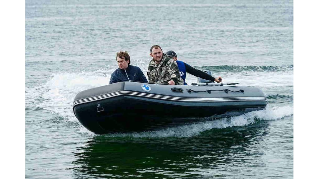 Лодка ПВХ STORMLINE Air Jet Pro 430 Lite (2024) Фото 3 Лодка ПВХ STORMLINE Air Jet Pro 430 Lite (2024) Обзор-Фото 3