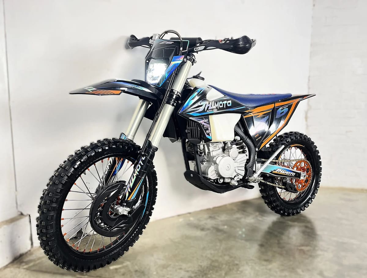 Мотоцикл JHL Z6 NB300 (174MN-5) ENDURO Фото 4 Мотоцикл JHL Z6 NB300 (174MN-5) ENDURO Обзор-Фото 4
