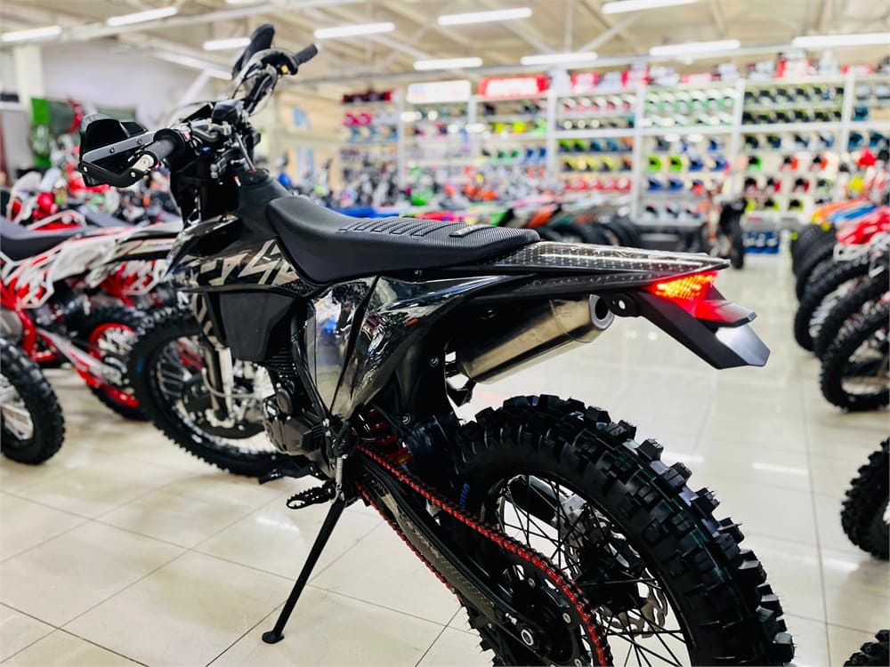Мотоцикл BRZ MX8 PR300 23 ENDURO Фото 13 Мотоцикл BRZ MX8 PR300 23 ENDURO Обзор-Фото 13