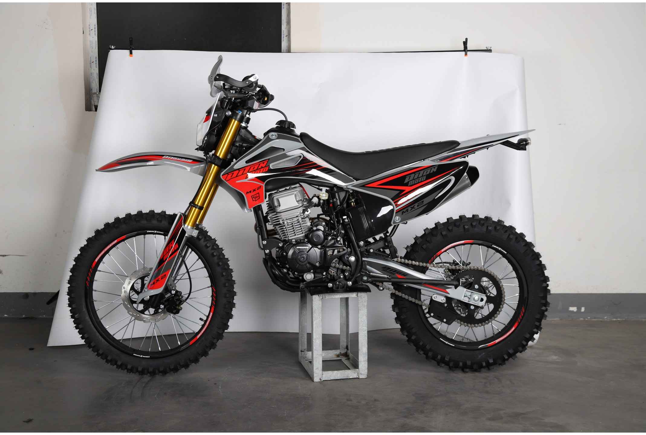 Мотоцикл PITONMOTO MX2 PR300 Pro 21/18 ENDURO Фото 4 Мотоцикл PITONMOTO MX2 PR300 Pro 21/18 ENDURO Обзор-Фото 4