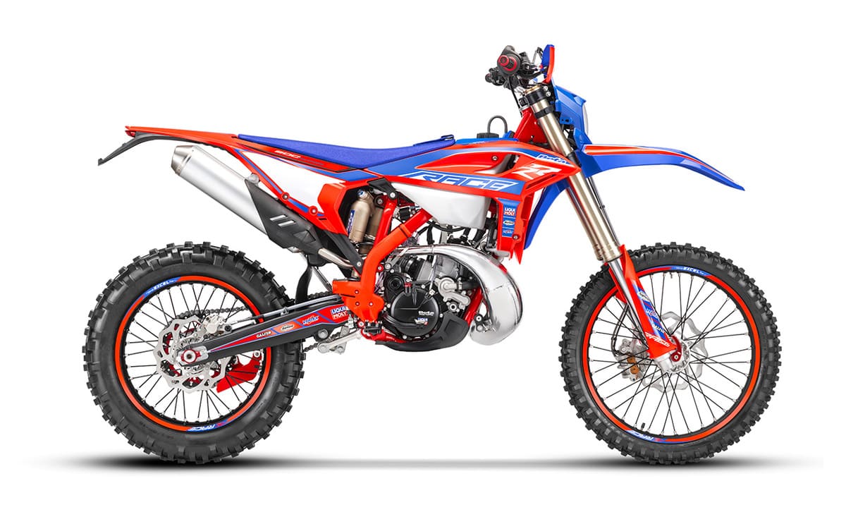 Мотоцикл BETA RR Race 2T 200 21/18 ENDURO Фото 1 Мотоцикл BETA RR Race 2T 200 21/18 ENDURO Обзор-Фото 1