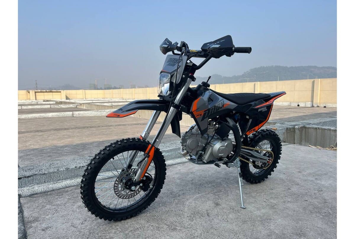 Питбайк PITONMOTO PX6 125EA 17/14 Фото 3 Питбайк PITONMOTO PX6 125EA 17/14 Обзор-Фото 3