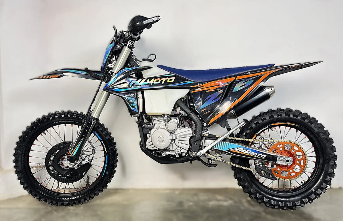 Мотоцикл JHL Z6 NB300 (174MN-5) ENDURO Фото 3 Мотоцикл JHL Z6 NB300 (174MN-5) ENDURO Обзор-Фото 3