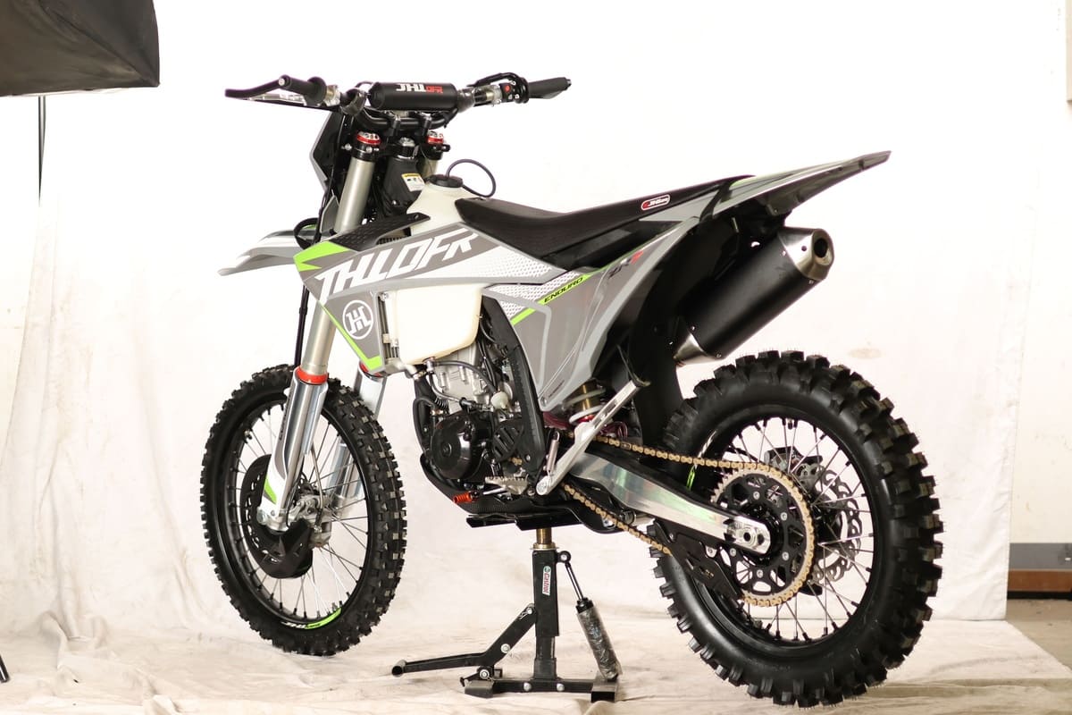 Мотоцикл JHL ZR7 NC250SR (177MM) ENDURO Фото 5 Мотоцикл JHL ZR7 NC250SR (177MM) ENDURO Обзор-Фото 5