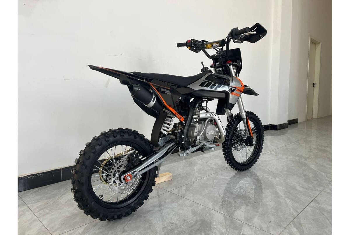Питбайк PITONMOTO PX6 125EA 17/14 Фото 6 Питбайк PITONMOTO PX6 125EA 17/14 Обзор-Фото 6
