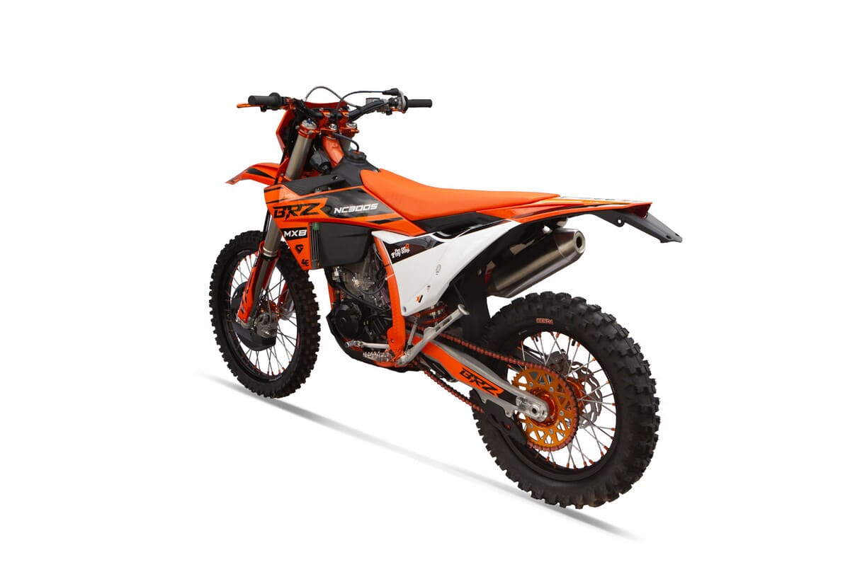 Мотоцикл BRZ MX8 NC300s 24 ENDURO Фото 6 Мотоцикл BRZ MX8 NC300s 24 ENDURO Обзор-Фото 6