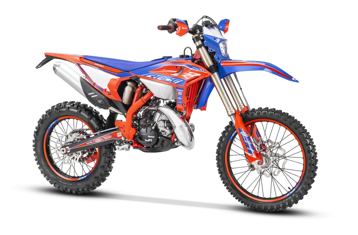 Мотоцикл BETA RR Race 2T 200 21/18 ENDURO Фото 3 Мотоцикл BETA RR Race 2T 200 21/18 ENDURO Обзор-Фото 3