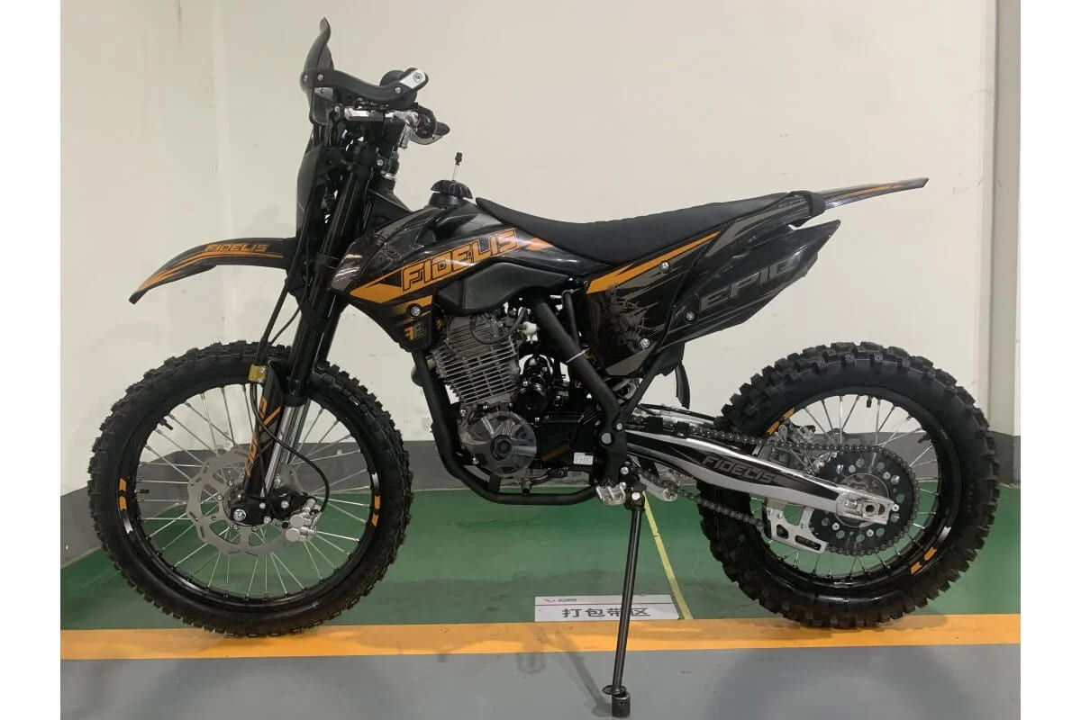 Мотоцикл FIDELIS Epic PR300 (ZS175FMN) ENDURO Фото 2 Мотоцикл FIDELIS Epic PR300 (ZS175FMN) ENDURO Обзор-Фото 2