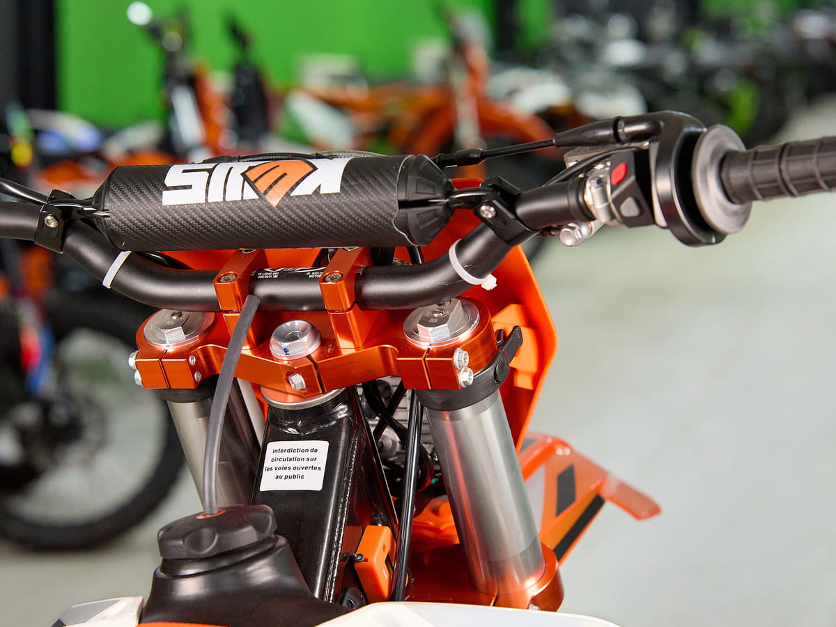Мотоцикл KEWS K16 PR300 21/18 ENDURO Фото 9 Мотоцикл KEWS K16 PR300 21/18 ENDURO Обзор-Фото 9