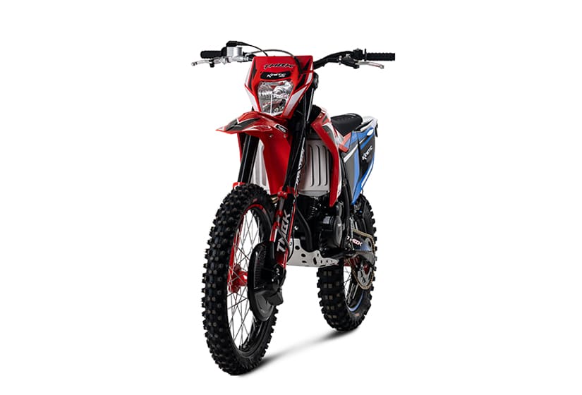 Мотоцикл TMBK Kinetic 300 ENDURO Фото 3 Мотоцикл TMBK Kinetic 300 ENDURO Обзор-Фото 3