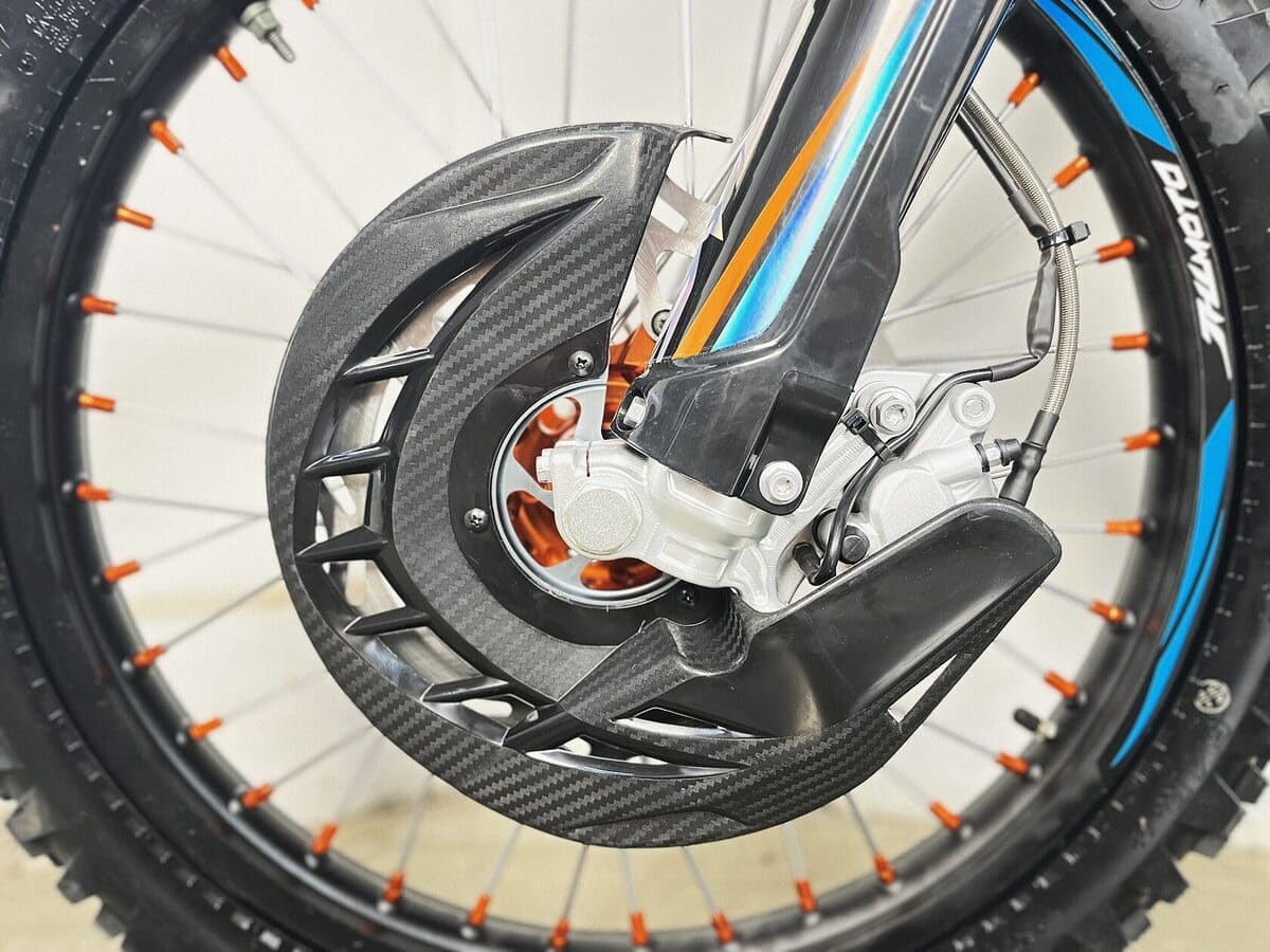 Мотоцикл JHL Z6 NB300 (174MN-5) ENDURO Фото 10 Мотоцикл JHL Z6 NB300 (174MN-5) ENDURO Обзор-Фото 10