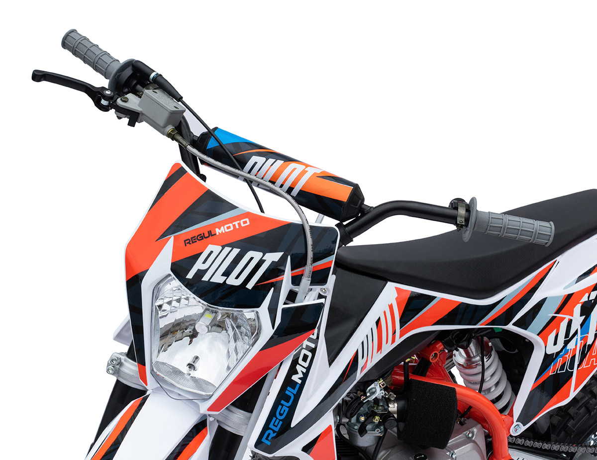 Питбайк REGULMOTO Pilot 110EA 12/10 Фото 5 Питбайк REGULMOTO Pilot 110EA 12/10 Обзор-Фото 5