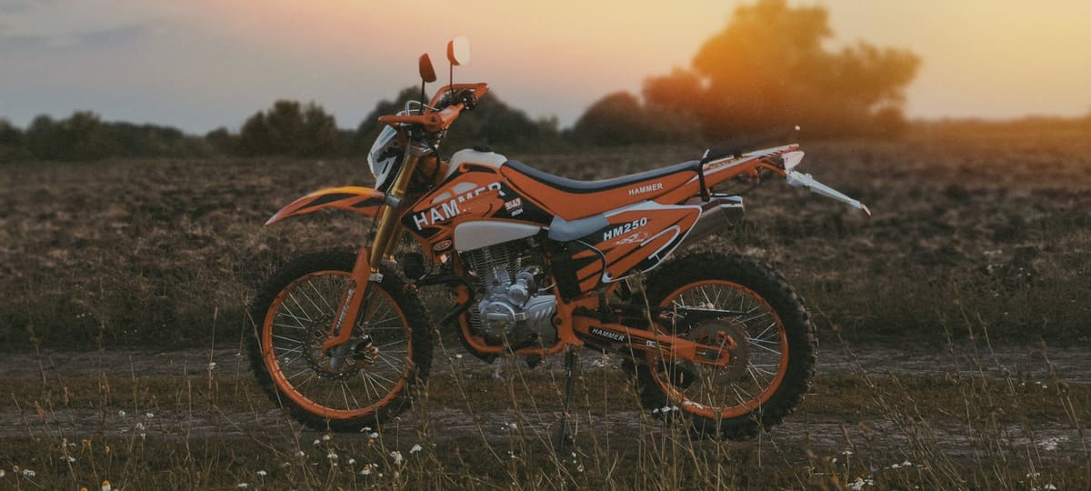 Мотоцикл HAMMER HM250 ENDURO Фото 2 Мотоцикл HAMMER HM250 ENDURO Обзор-Фото 2