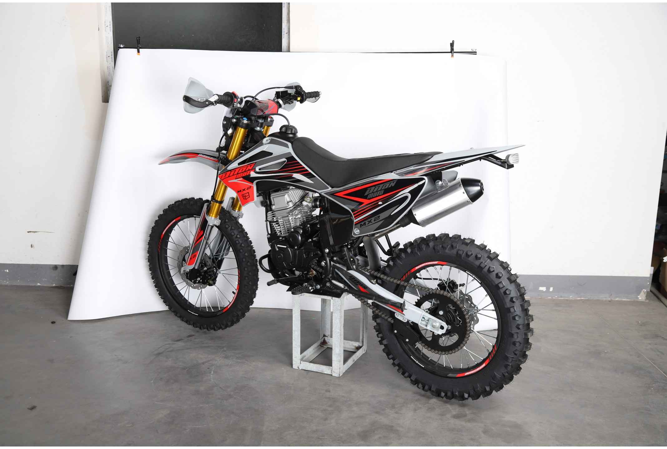 Мотоцикл PITONMOTO MX2 PR300 Pro 21/18 ENDURO Фото 5 Мотоцикл PITONMOTO MX2 PR300 Pro 21/18 ENDURO Обзор-Фото 5