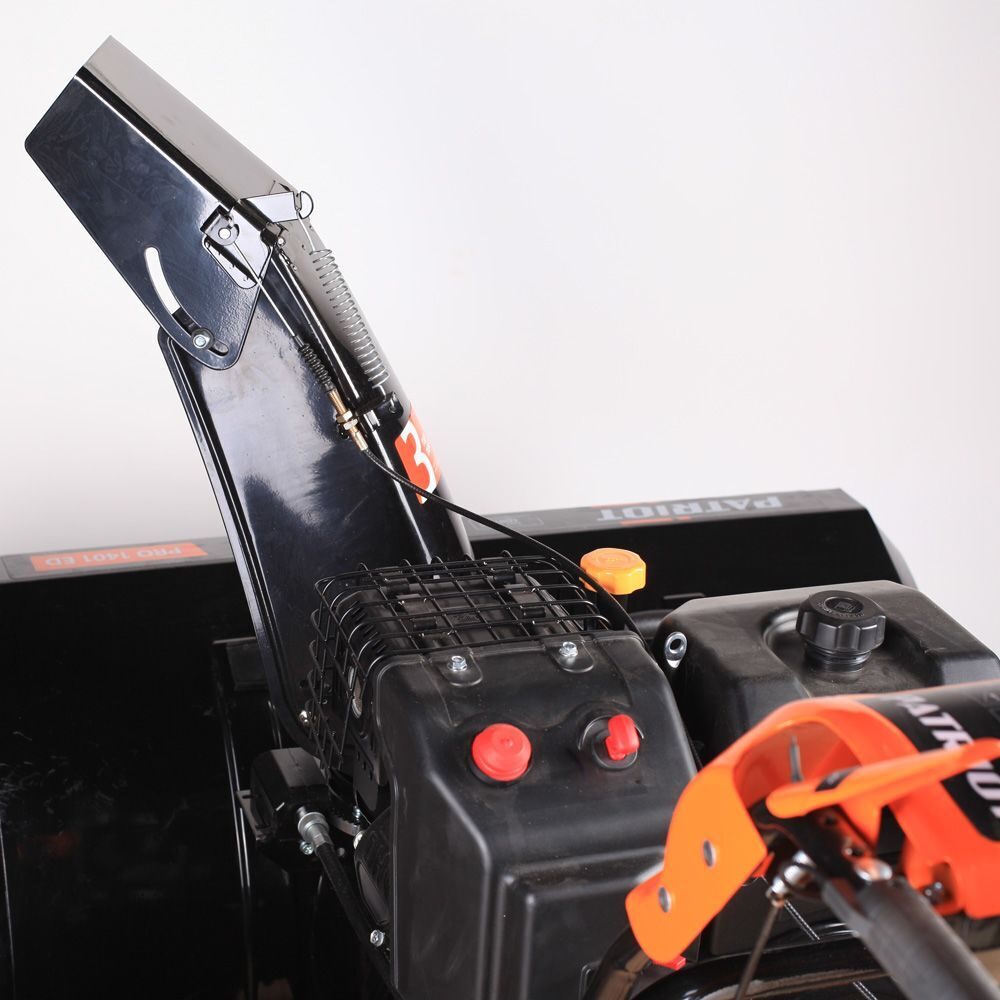 Снегоуборщик PATRIOT Pro 1401 ED Фото 4 Снегоуборщик PATRIOT Pro 1401 ED Обзор-Фото 4