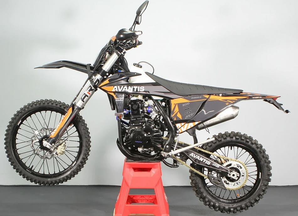 Мотоцикл AVANTIS Enduro 250 CBS Pro Exclusive (ZS172FMM-3A) ARS (2024) ПТС Фото 3 Мотоцикл AVANTIS Enduro 250 CBS Pro Exclusive (ZS172FMM-3A) ARS (2024) ПТС Обзор-Фото 3