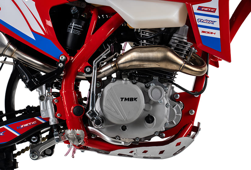 Мотоцикл TMBK Kinetic 300H ENDURO Фото 4 Мотоцикл TMBK Kinetic 300H ENDURO Обзор-Фото 4