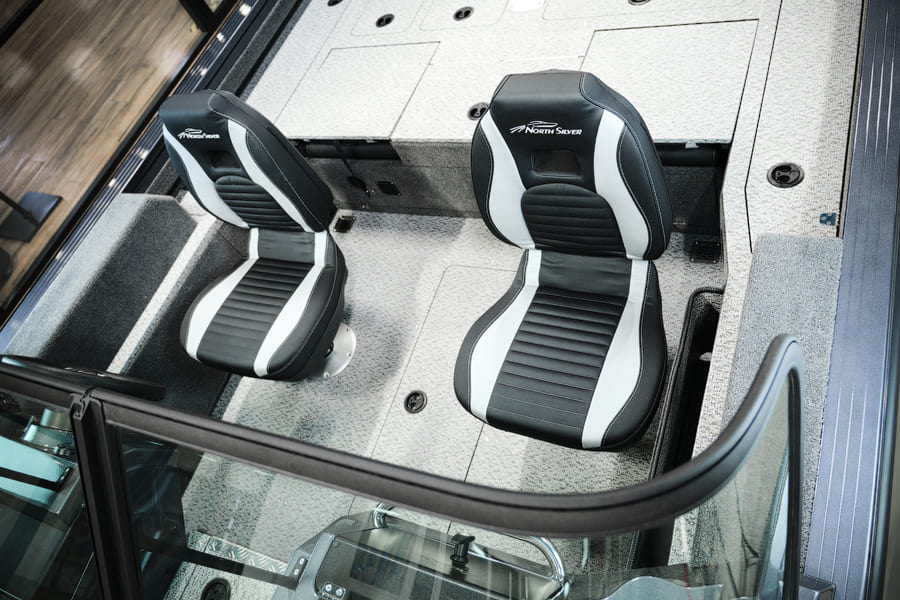 Катер-лодка алюминиевая NORTHSILVER 545 Fish Sport Фото 8 Катер-лодка алюминиевая NORTHSILVER 545 Fish Sport Обзор-Фото 8