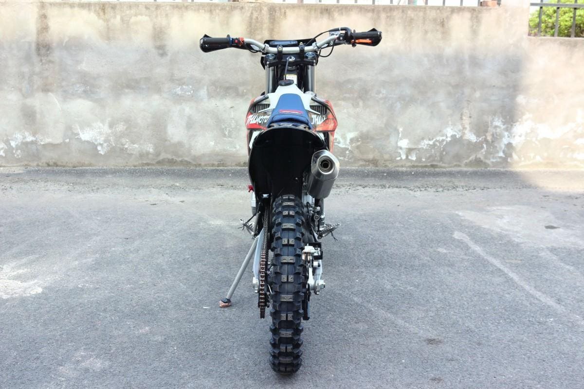 Мотоцикл JHL Z5V NB300 (174MN-3) ENDURO Фото 5 Мотоцикл JHL Z5V NB300 (174MN-3) ENDURO Обзор-Фото 5