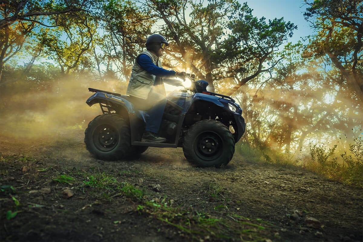 Квадроцикл KAWASAKI Brute Force 450 4x4 (2025) Фото 6 Квадроцикл KAWASAKI Brute Force 450 4x4 (2025) Обзор-Фото 6