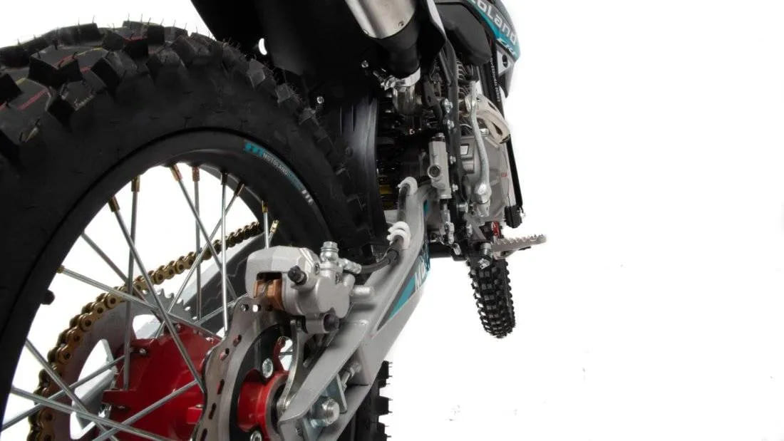 Мотоцикл кроссовый эндуро MOTOLAND CRF250 CROSS Фото 10 Мотоцикл кроссовый эндуро MOTOLAND CRF250 CROSS Обзор-Фото 10