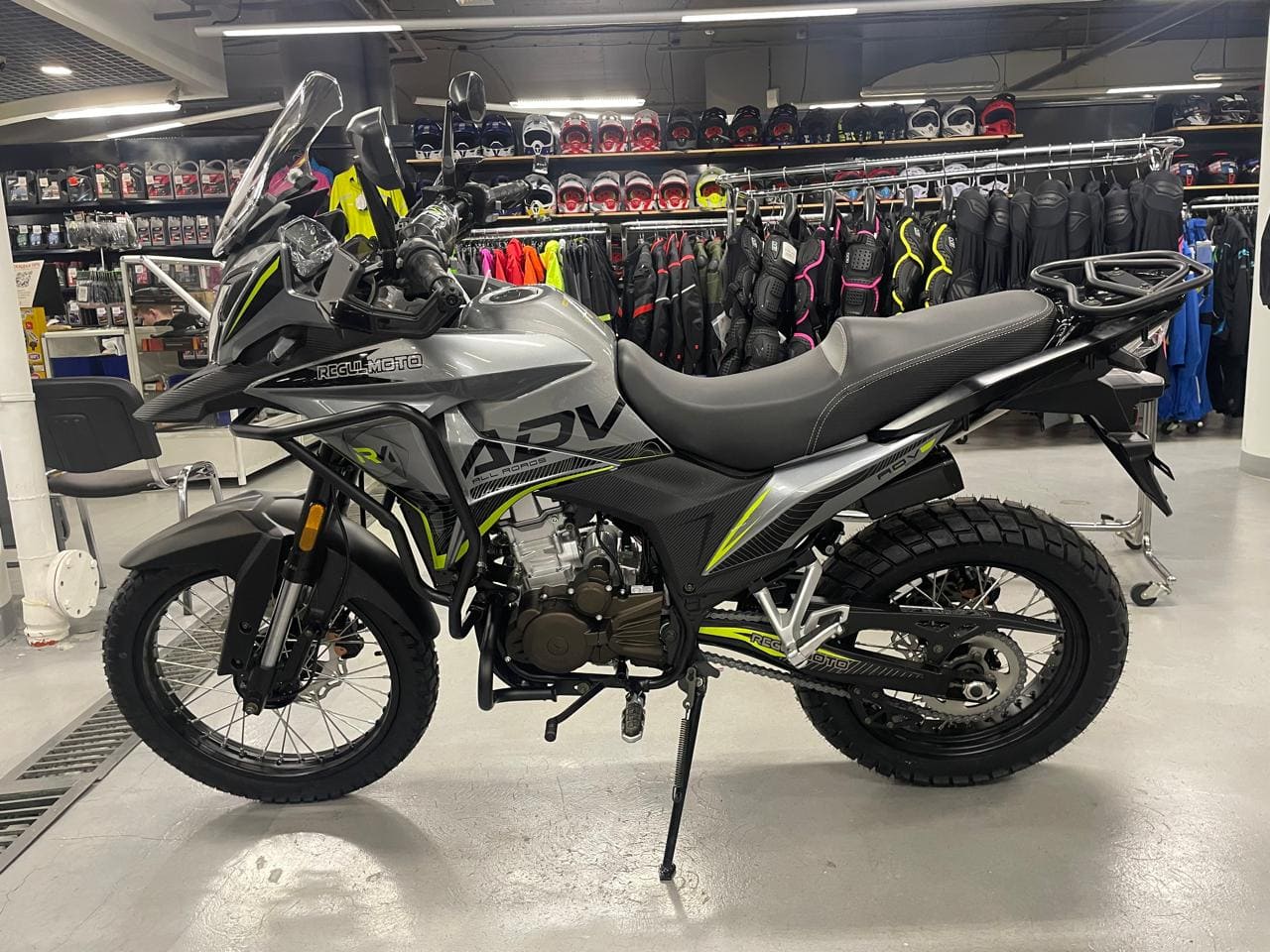 Мотоцикл REGULMOTO ADV 300 S Фото 13 Мотоцикл REGULMOTO ADV 300 S Обзор-Фото 13