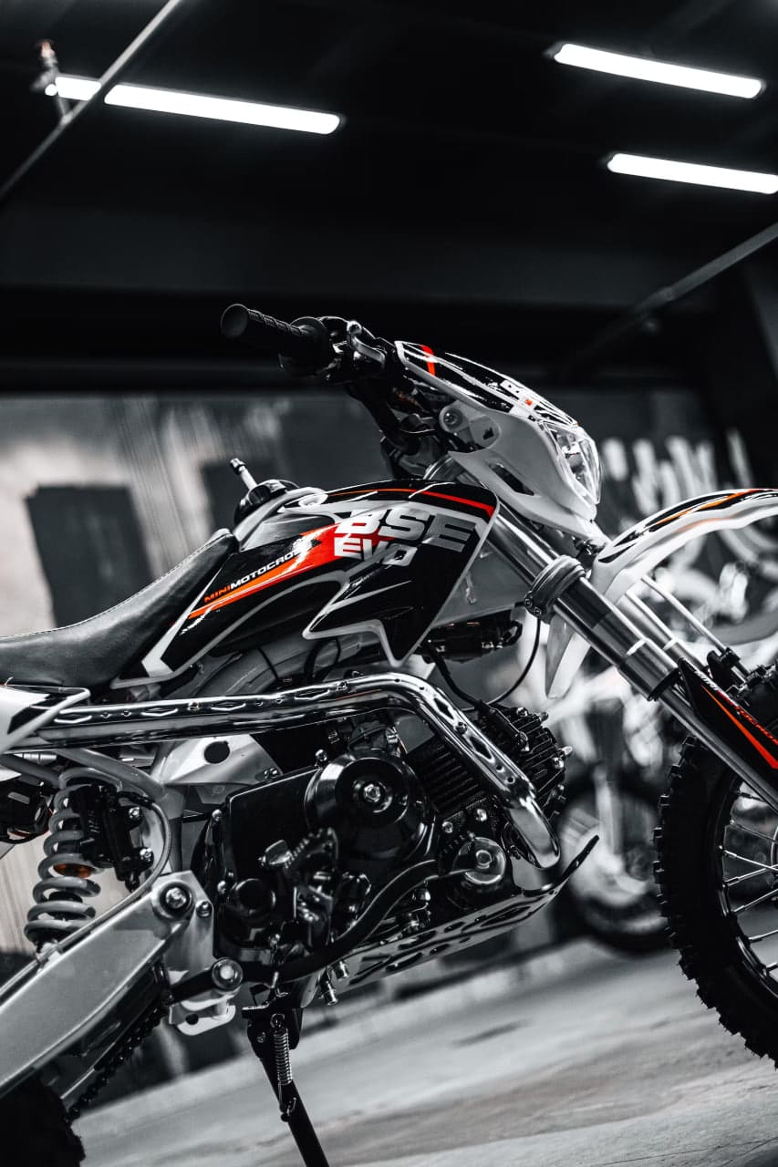 Питбайк BSE EVO 110e Evolution A Фото 7 Питбайк BSE EVO 110e Evolution A Обзор-Фото 7