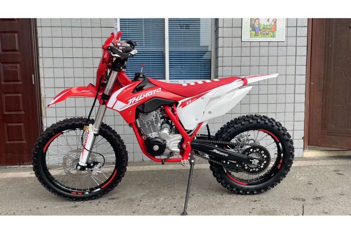 Мотоцикл JHL Z1 CB300F (ZS175FMM) ENDURO Фото 2 Мотоцикл JHL Z1 CB300F (ZS175FMM) ENDURO Обзор-Фото 2