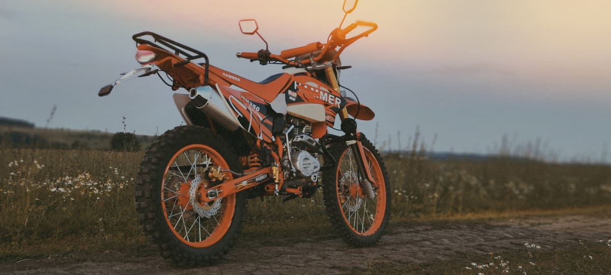 Мотоцикл HAMMER HM250 ENDURO Фото 3 Мотоцикл HAMMER HM250 ENDURO Обзор-Фото 3