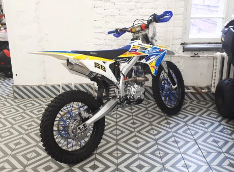 Мотоцикл кроссовый эндуро MGMOTO MZK 250 CROSS Фото 1 Мотоцикл кроссовый эндуро MGMOTO MZK 250 CROSS Обзор-Фото 1