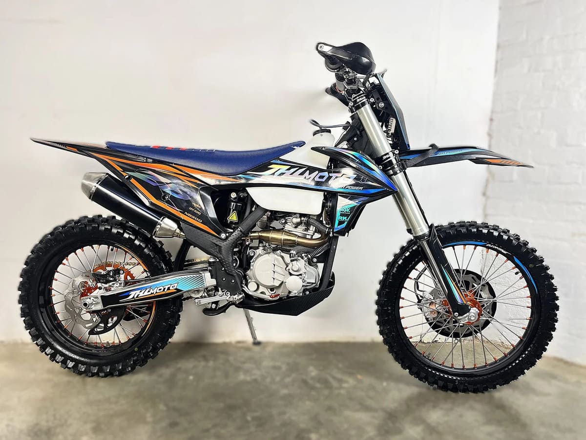 Мотоцикл JHL Z6 NB300 (174MN-5) ENDURO Фото 2 Мотоцикл JHL Z6 NB300 (174MN-5) ENDURO Обзор-Фото 2