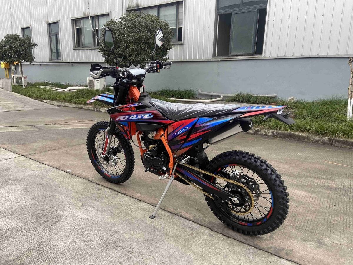Мотоцикл кроссовый эндуро ROLIZ Sport-009 Фото 9 Мотоцикл кроссовый эндуро ROLIZ Sport-009 Обзор-Фото 9
