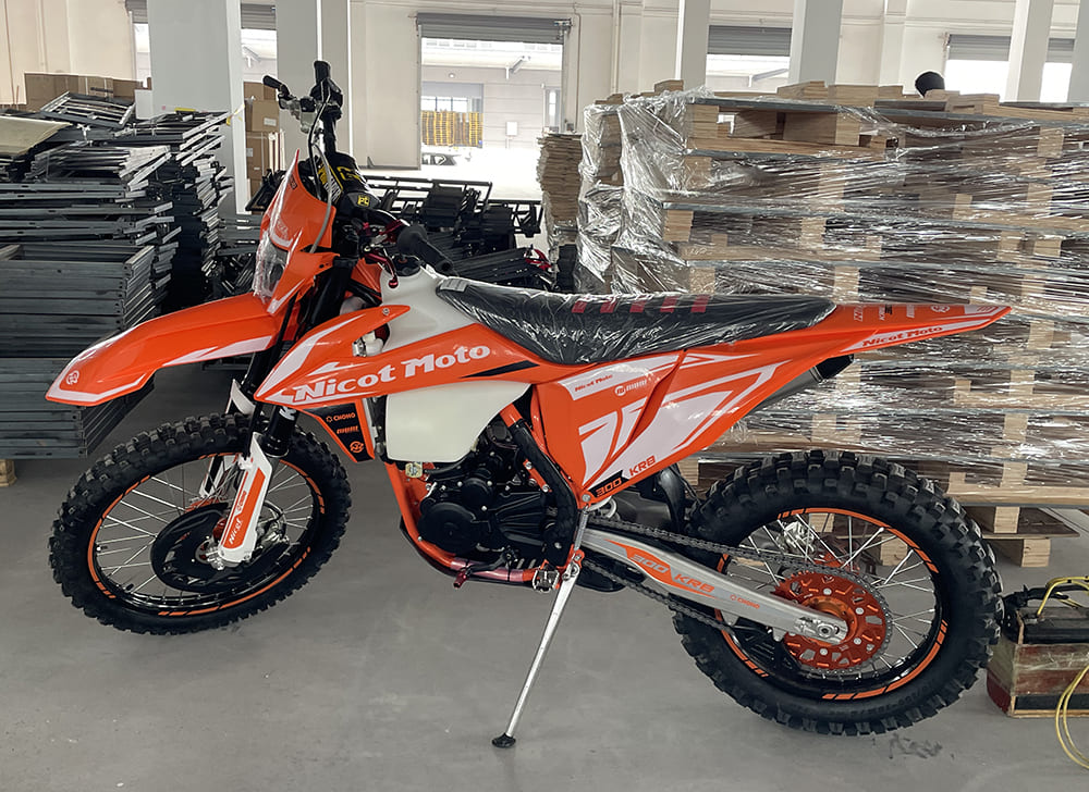 Мотоцикл NICOT KF300S ENDURO Фото 5 Мотоцикл NICOT KF300S ENDURO Обзор-Фото 5