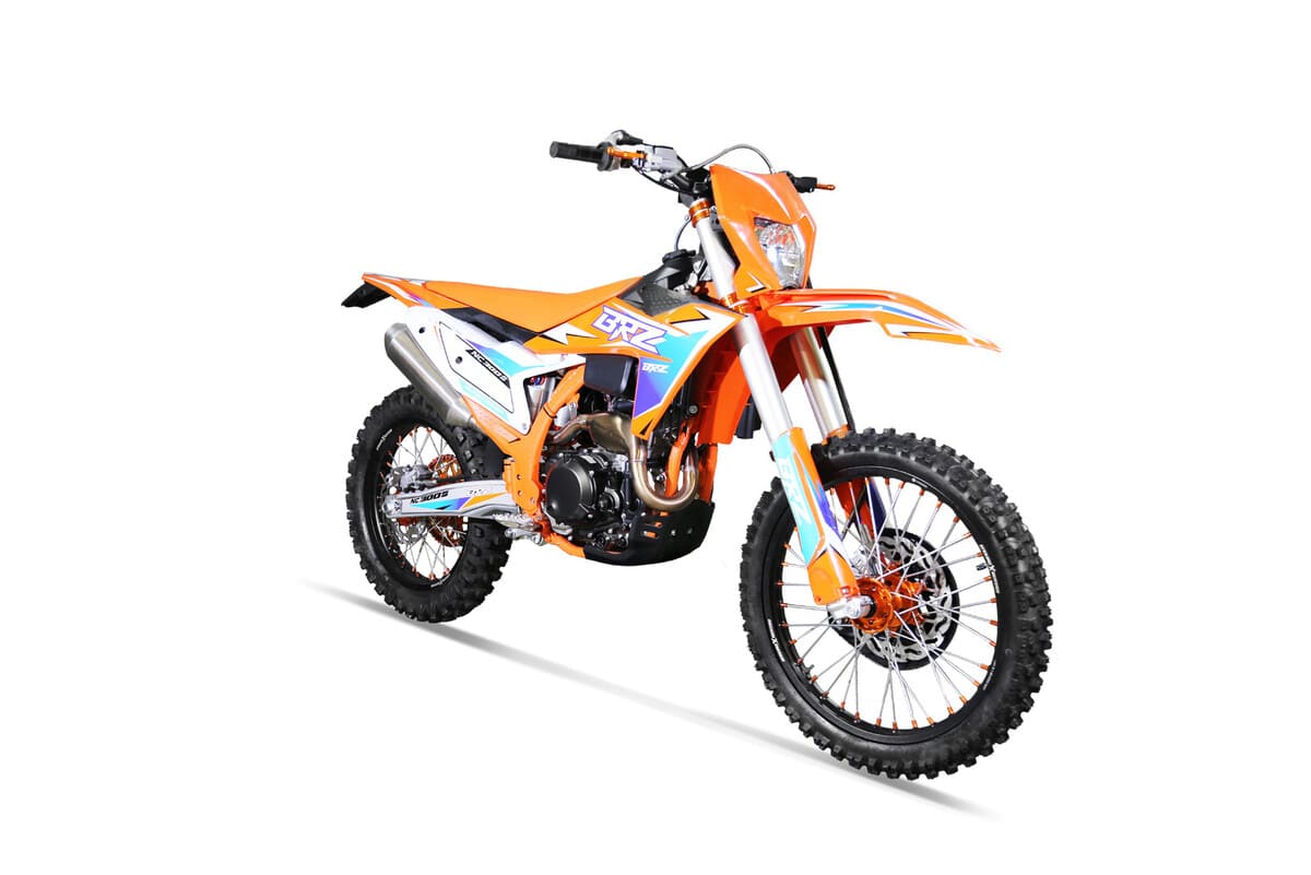Мотоцикл BRZ SX8 NC300s 24 ENDURO Фото 3 Мотоцикл BRZ SX8 NC300s 24 ENDURO Обзор-Фото 3