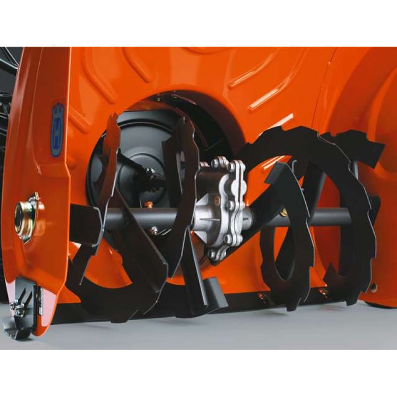 Снегоуборщик HUSQVARNA 5524ST Фото 2 Снегоуборщик HUSQVARNA 5524ST Обзор-Фото 2