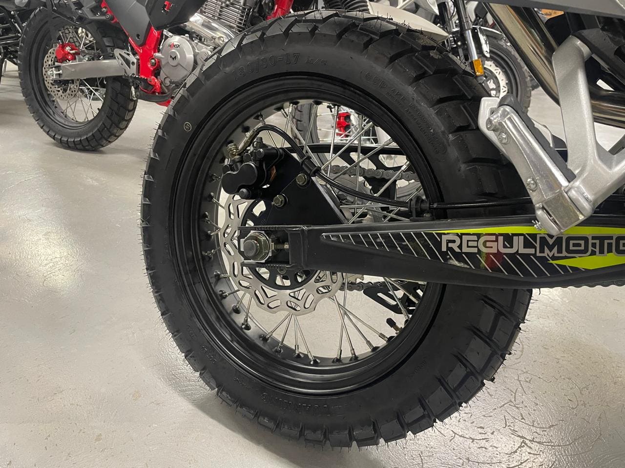 Мотоцикл REGULMOTO ADV 300 S Фото 15 Мотоцикл REGULMOTO ADV 300 S Обзор-Фото 15