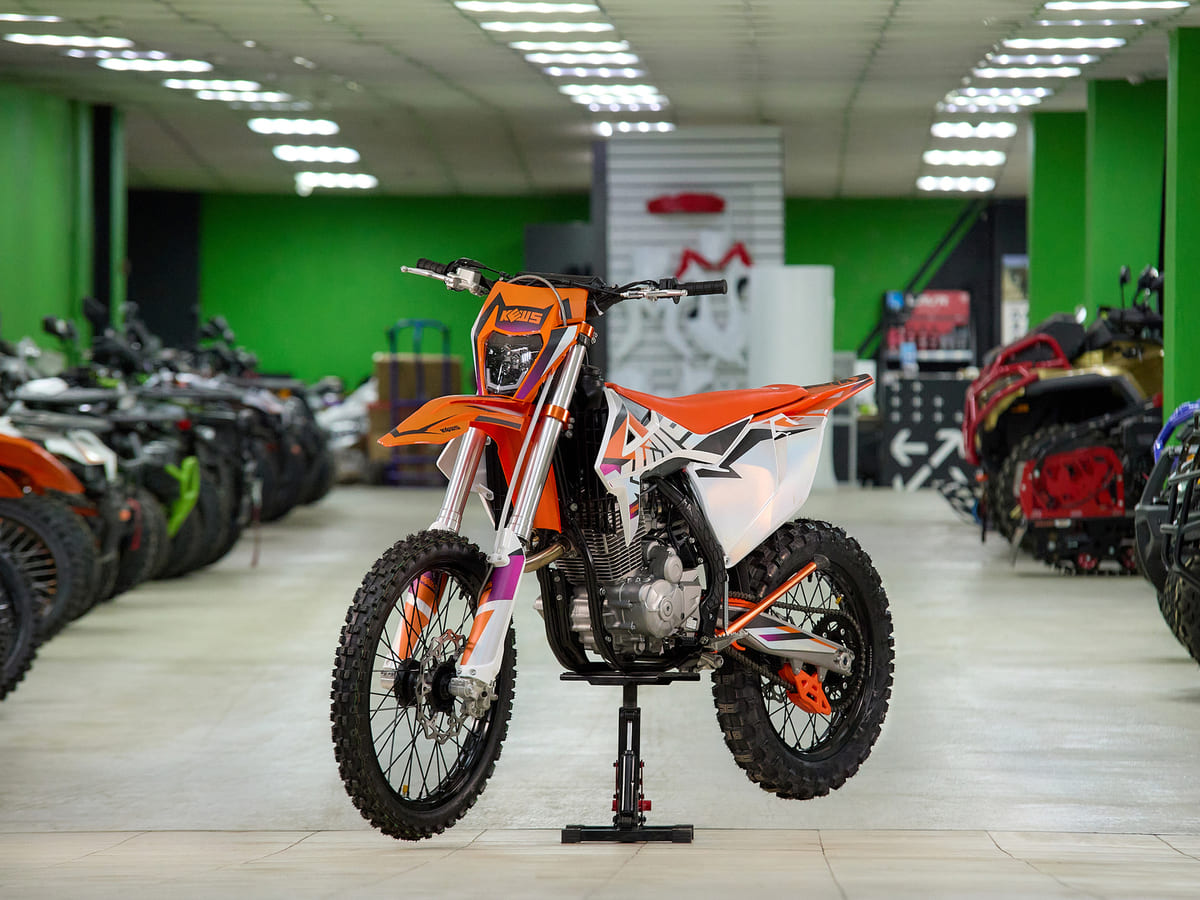 Мотоцикл KEWS K16 PR300 21/18 ENDURO Фото 3 Мотоцикл KEWS K16 PR300 21/18 ENDURO Обзор-Фото 3
