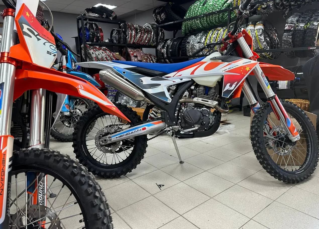 Мотоцикл HENGJIAN S7-YB300H ENDURO Фото 3 Мотоцикл HENGJIAN S7-YB300H ENDURO Обзор-Фото 3