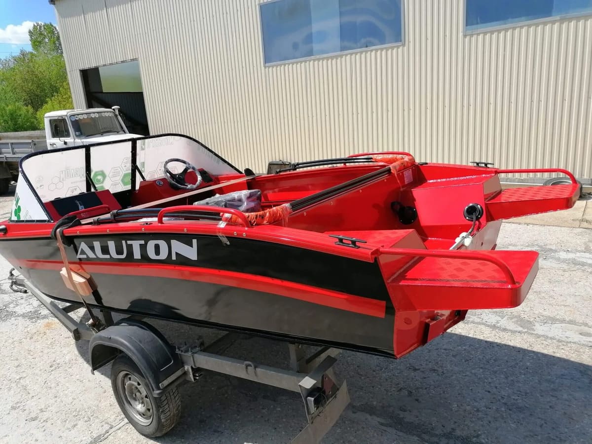 Катер-лодка алюминиевая ALUTON 460Fish Фото 4 Катер-лодка алюминиевая ALUTON 460Fish Обзор-Фото 4