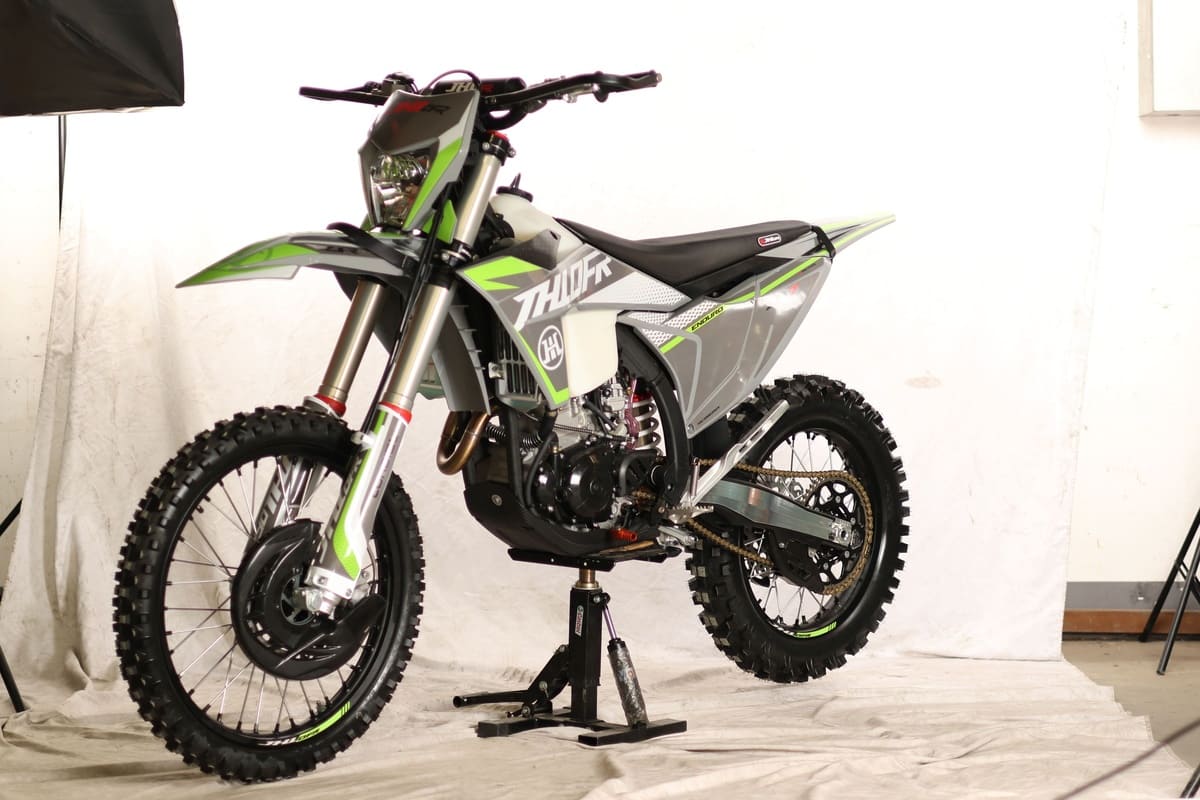 Мотоцикл JHL ZR7 NC250SR (177MM) ENDURO Фото 2 Мотоцикл JHL ZR7 NC250SR (177MM) ENDURO Обзор-Фото 2