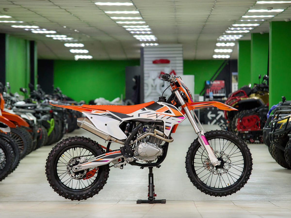 Мотоцикл KEWS K16 PR300 21/18 ENDURO Фото 5 Мотоцикл KEWS K16 PR300 21/18 ENDURO Обзор-Фото 5
