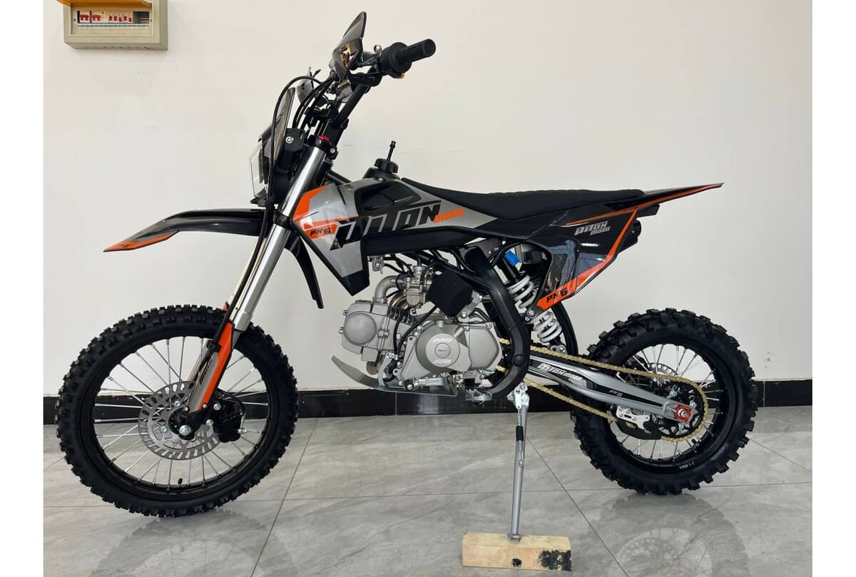 Питбайк PITONMOTO PX6 125EA 17/14 Фото 5 Питбайк PITONMOTO PX6 125EA 17/14 Обзор-Фото 5