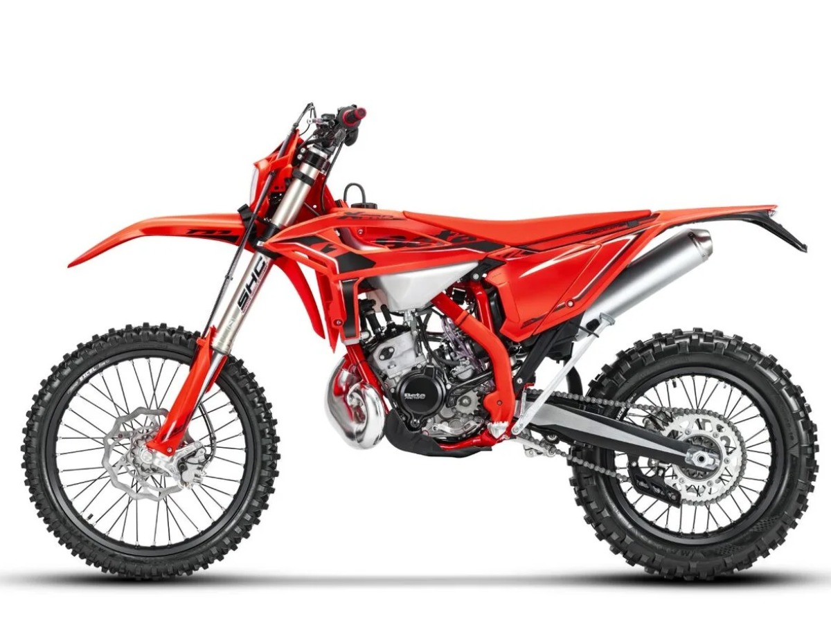 Мотоцикл кроссовый эндуро BETA RR X-Pro 2T 125 Фото 3 Мотоцикл кроссовый эндуро BETA RR X-Pro 2T 125 Обзор-Фото 3