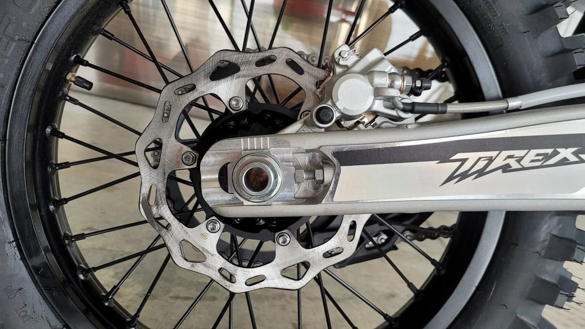 Мотоцикл TIREX Air Pro ENDURO Фото 9 Мотоцикл TIREX Air Pro ENDURO Обзор-Фото 9
