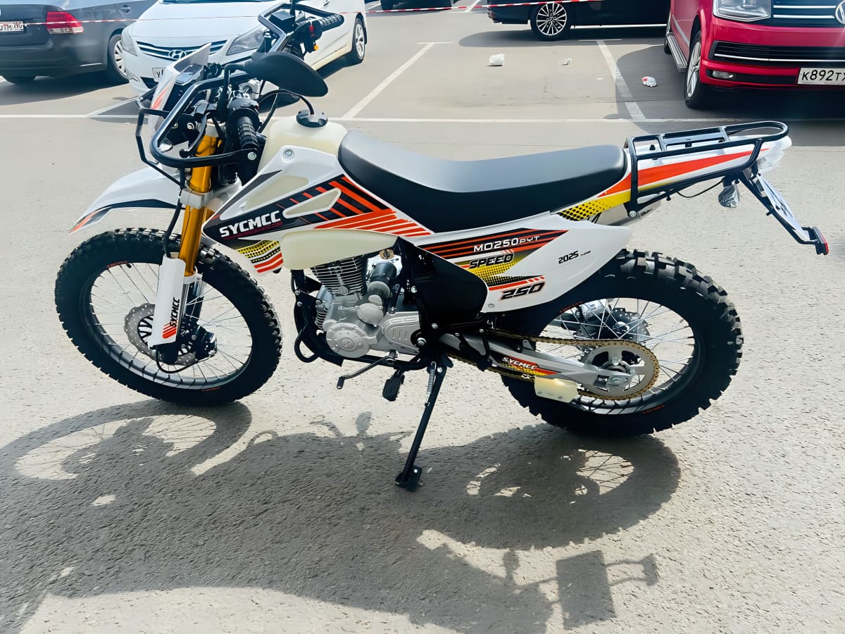 Мотоцикл SYCMCC 250 ENDURO Фото 5 Мотоцикл SYCMCC 250 ENDURO Обзор-Фото 5