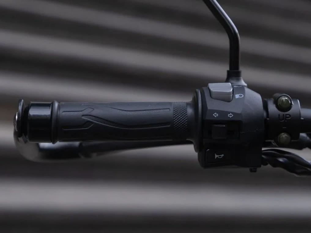 Мотоцикл RACER Panther ZWC2-300X ENDURO Фото 16 Мотоцикл RACER Panther ZWC2-300X ENDURO Обзор-Фото 16