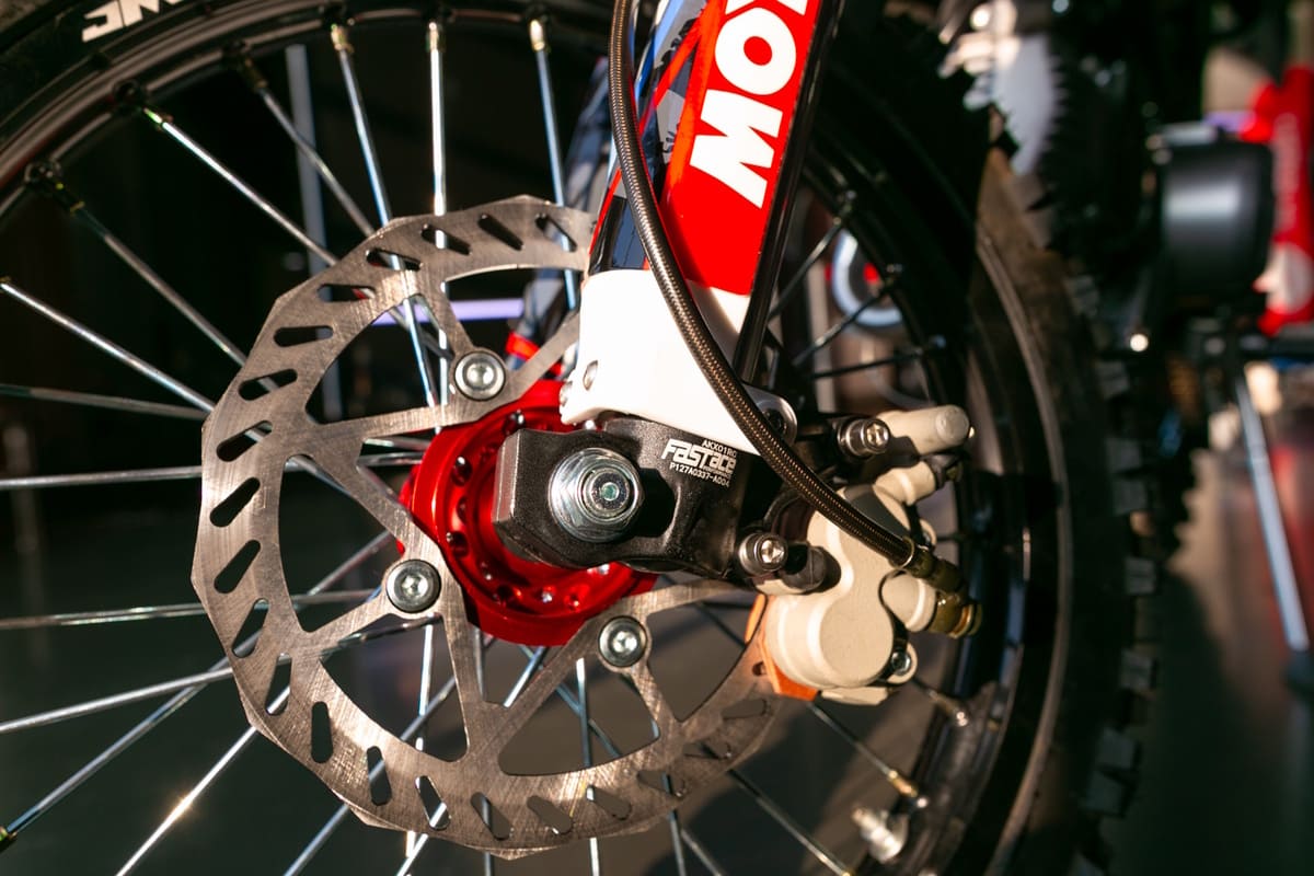 Мотоцикл JMC 190 V3.0 SP 17/14 ENDURO Фото 7 Мотоцикл JMC 190 V3.0 SP 17/14 ENDURO Обзор-Фото 7