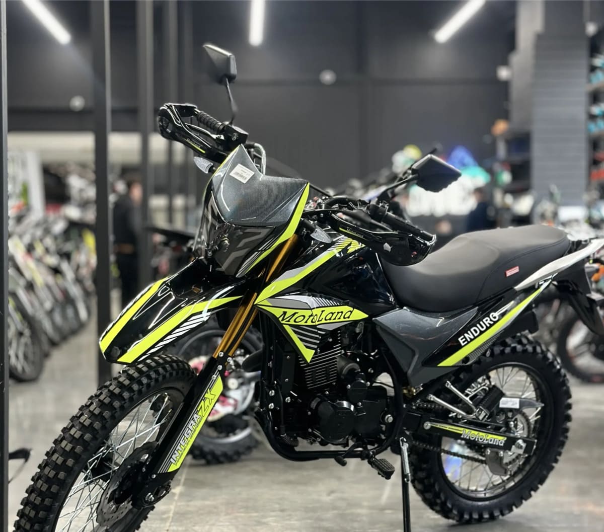 Мотоцикл MOTOLAND 300 Enduro ST Neon Фото 2 Мотоцикл MOTOLAND 300 Enduro ST Neon Обзор-Фото 2